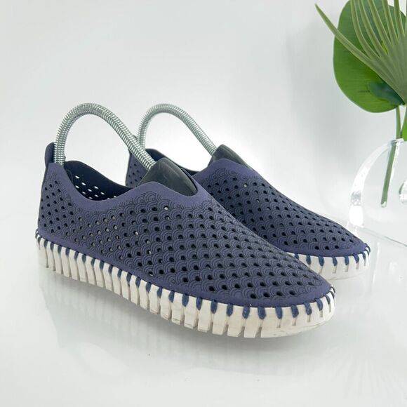 Ilse Jacobsen Womens Tulip Slip On Shoe Size 37 7 Blue Perforated Vegan Leather - Picture 1 of 11